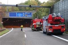 Übung im Tunnel A44 Birth, Velbert
